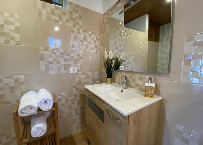 Juli سانتا كروز دي تينيريف