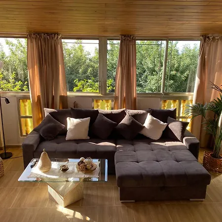 Juli Σάντα Κρουζ Τενερίφης